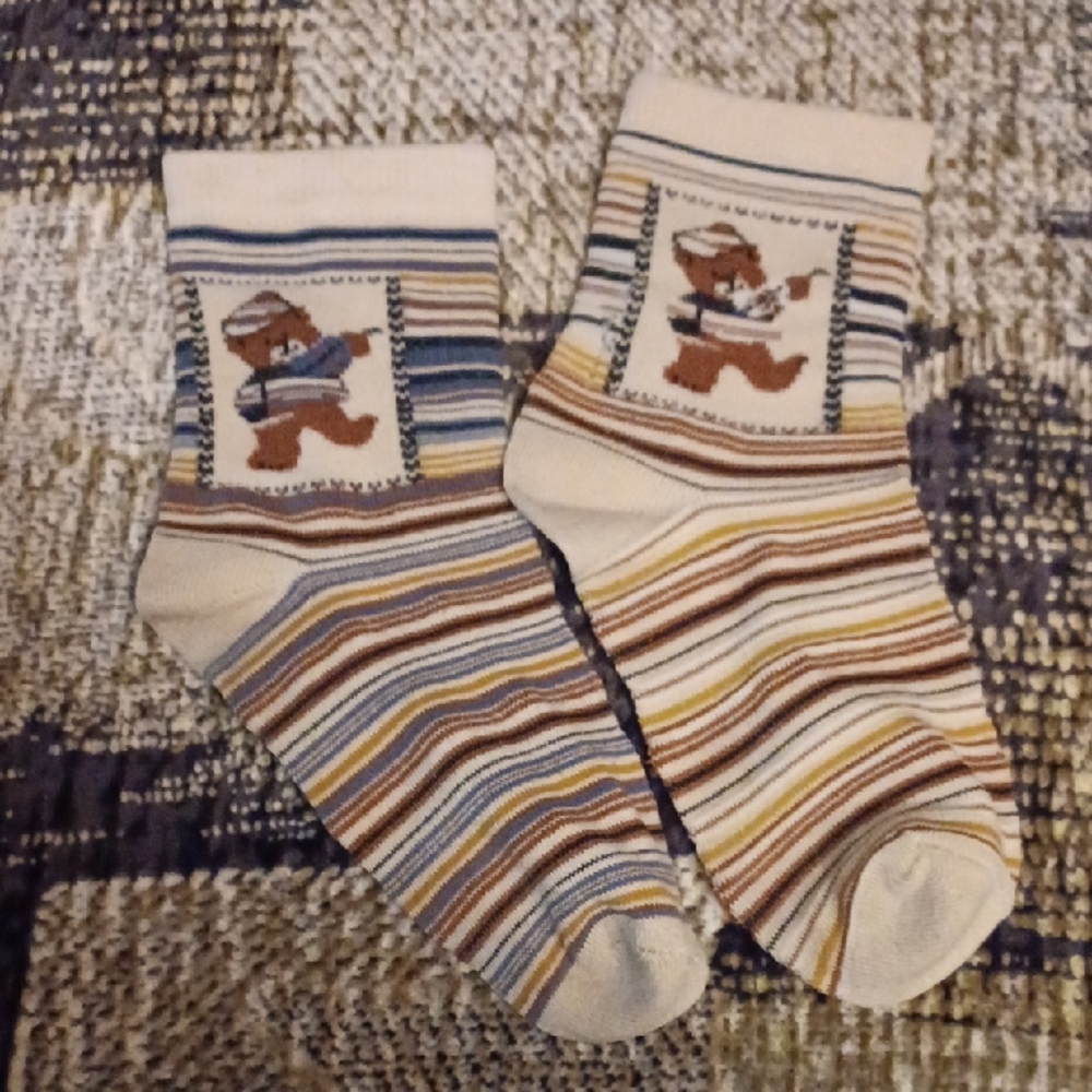 Free Add-on New Striped Bear Pattern Socks - Youth Size